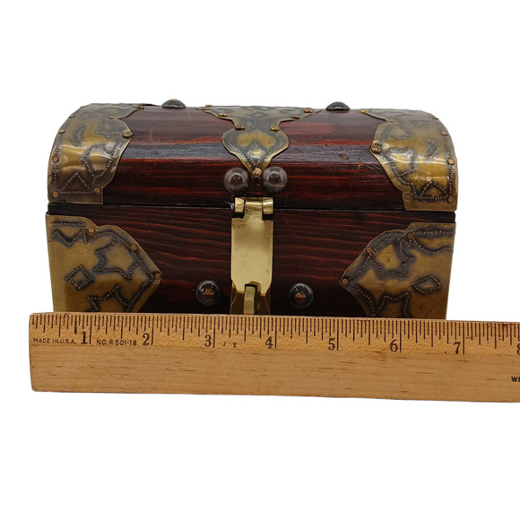 Vintage Wooden Treasure Chest Box with Brass Accents – Jewelry Keepsake Storage - Picture 7 of 12